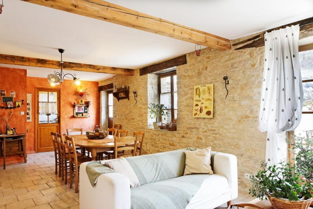 Chambres D'Hotes Soleil Et Cacao Siccieu-Saint-Julien-et-Carisieu Exteriér fotografie