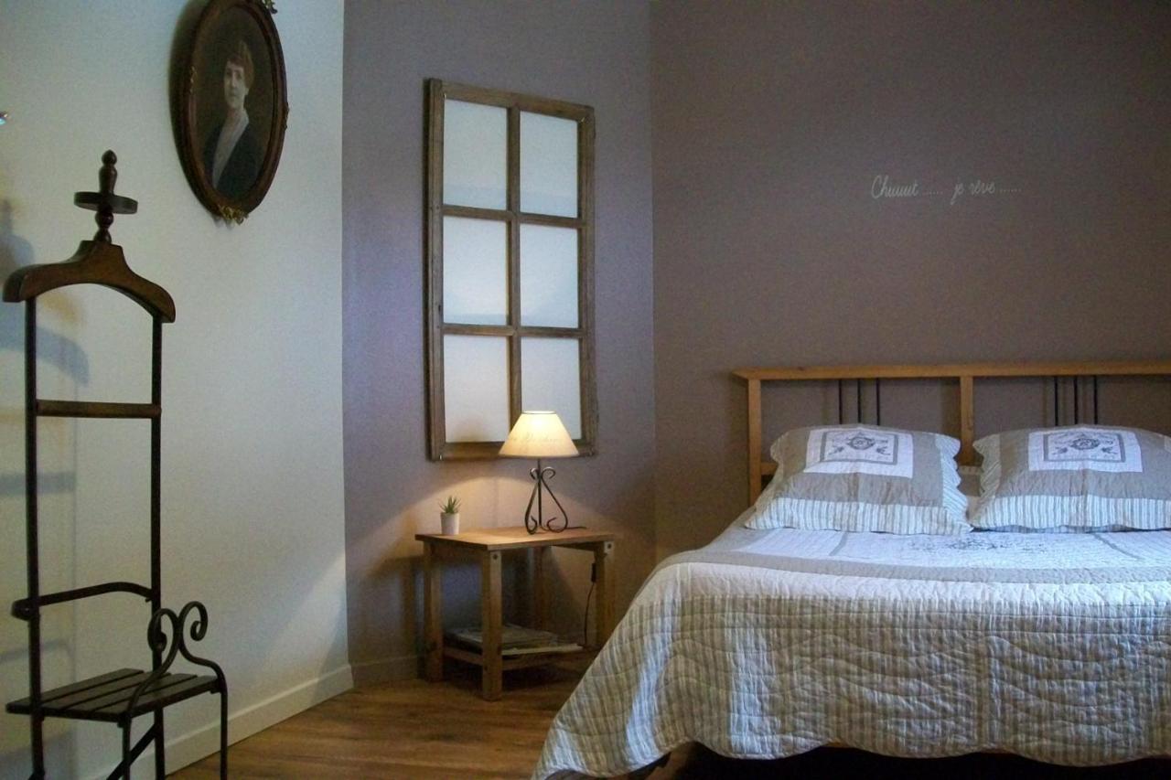 Chambres D'Hotes Soleil Et Cacao Siccieu-Saint-Julien-et-Carisieu Exteriér fotografie